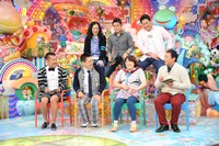 「iPhone使いこなせてない芸人」(c)テレビ朝日/よしもとアール・アンド・シー