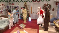 コント「クリスマスプレゼント」(c)NHK