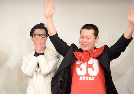 「MVG（Most Valuable Geinin）」最優秀賞に選ばれた瞬間のモグライダー。