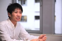 キンコメ高橋の貝エッセイ連載開始、今野との対談でドラマロケにいちゃもん