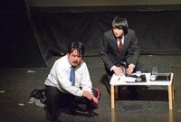 コント「接待」のワンシーン。