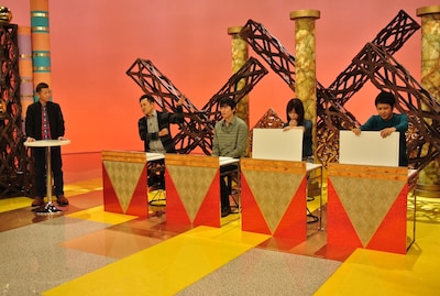 「くりぃむナンチャラ」で展開される「前フリ王決定戦」のワンシーン。(c)テレビ朝日
