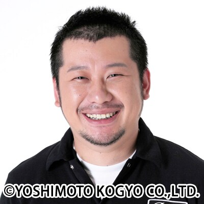 ケンドーコバヤシMC「レースクイーンと朝帰りできるLIVE」開催