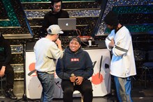 晋平太とACEからディスられるマテンロウ・アントニー（中央）。