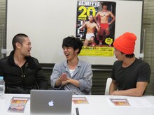 ニコ生「品川庄司20周年SP『振り返る20年！』-ラウンド2-」の様子。左から品川、キングコング西野、庄司。