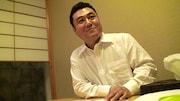 「有田哲平の世界一オモシロい番組」の出演オファーを受けるアンタッチャブル山崎。(c)日本テレビ