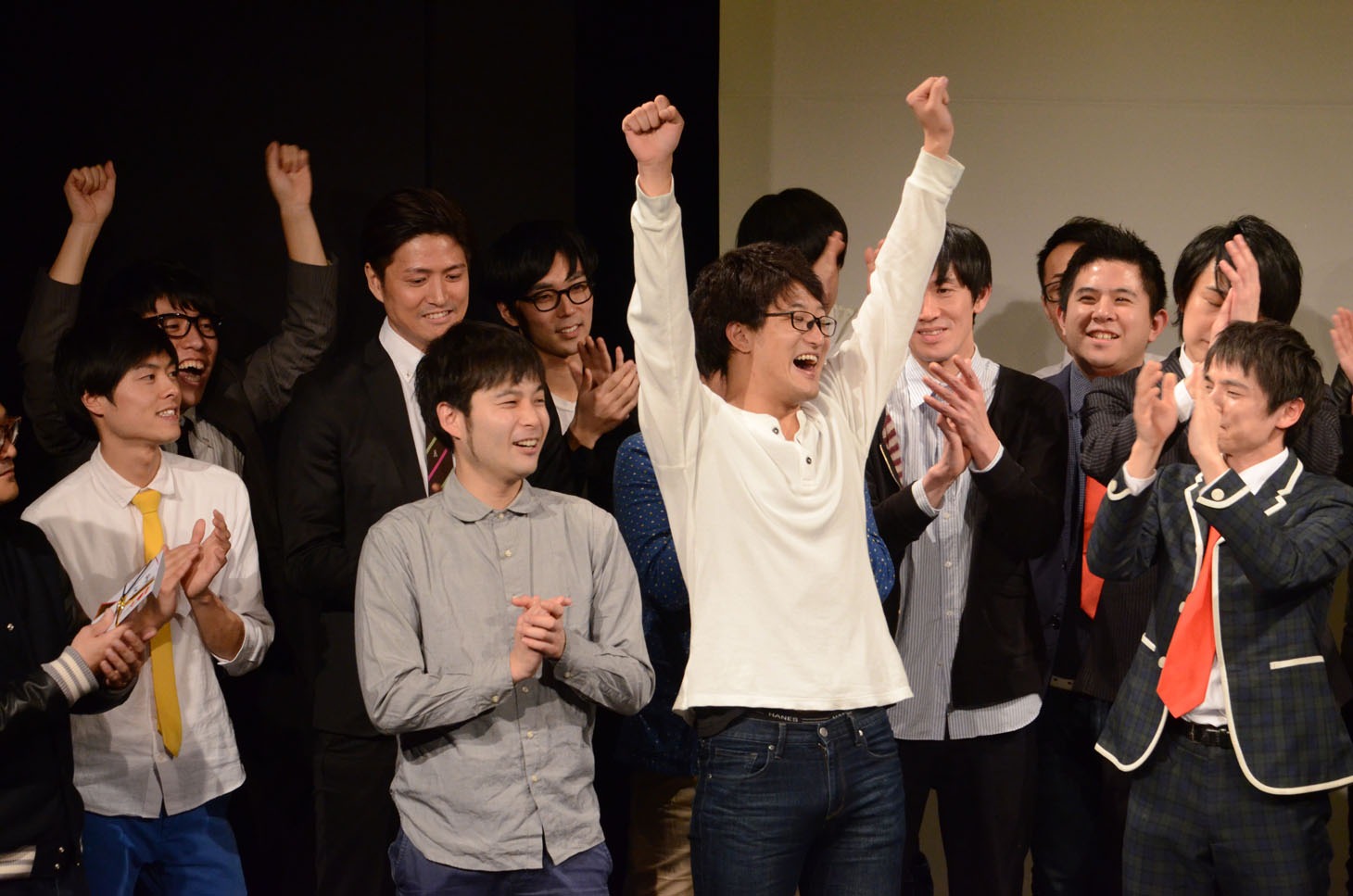 優勝したラバボーズ。