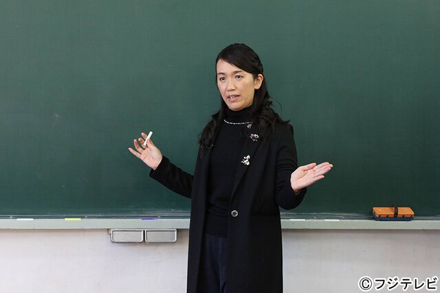 「タイプライターズ～物書きの世界～」に出演する湊かなえ。