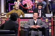 「有吉反省会 2015年反省人カレンダー公開SP」反省人の榎木孝明（右）。(c)日本テレビ