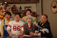 新春企画「お年玉大喜利」のワンシーン。(c)BSフジ
