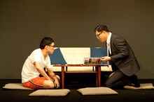 「シソンヌライブ『deux』」のワンシーン。