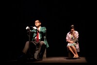 「シソンヌライブ『deux』」のワンシーン。