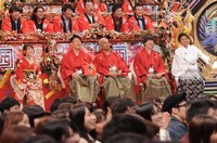 「笑いの王者が大集結！ドリーム東西ネタ合戦」のワンシーン。(c)TBS