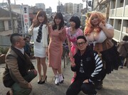 「おっぱいBIG4！ぶらり旅＆おっぱいの歌＆PVを作る旅」に参加する面々。(c)日本テレビ