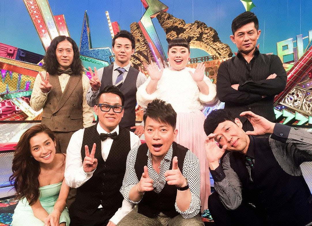 「2016年新春SP その目で確認バラエティ！ザ・チョクメンタリー」の出演者たち。(c)テレビ東京