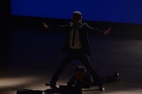 ショートコントを展開したアインシュタイン稲田とかまいたち山内。