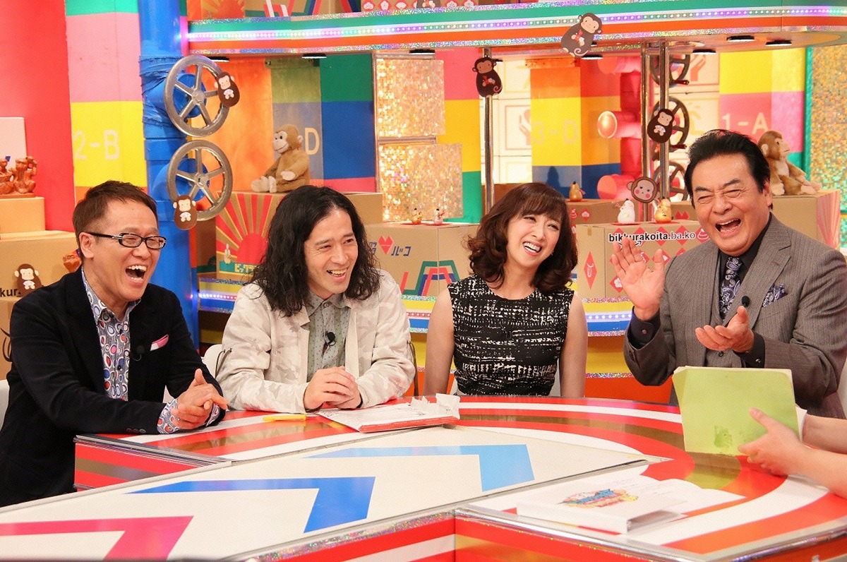 左から井上公造、ピース又吉、紫吹淳、高橋英樹。(c)CTV