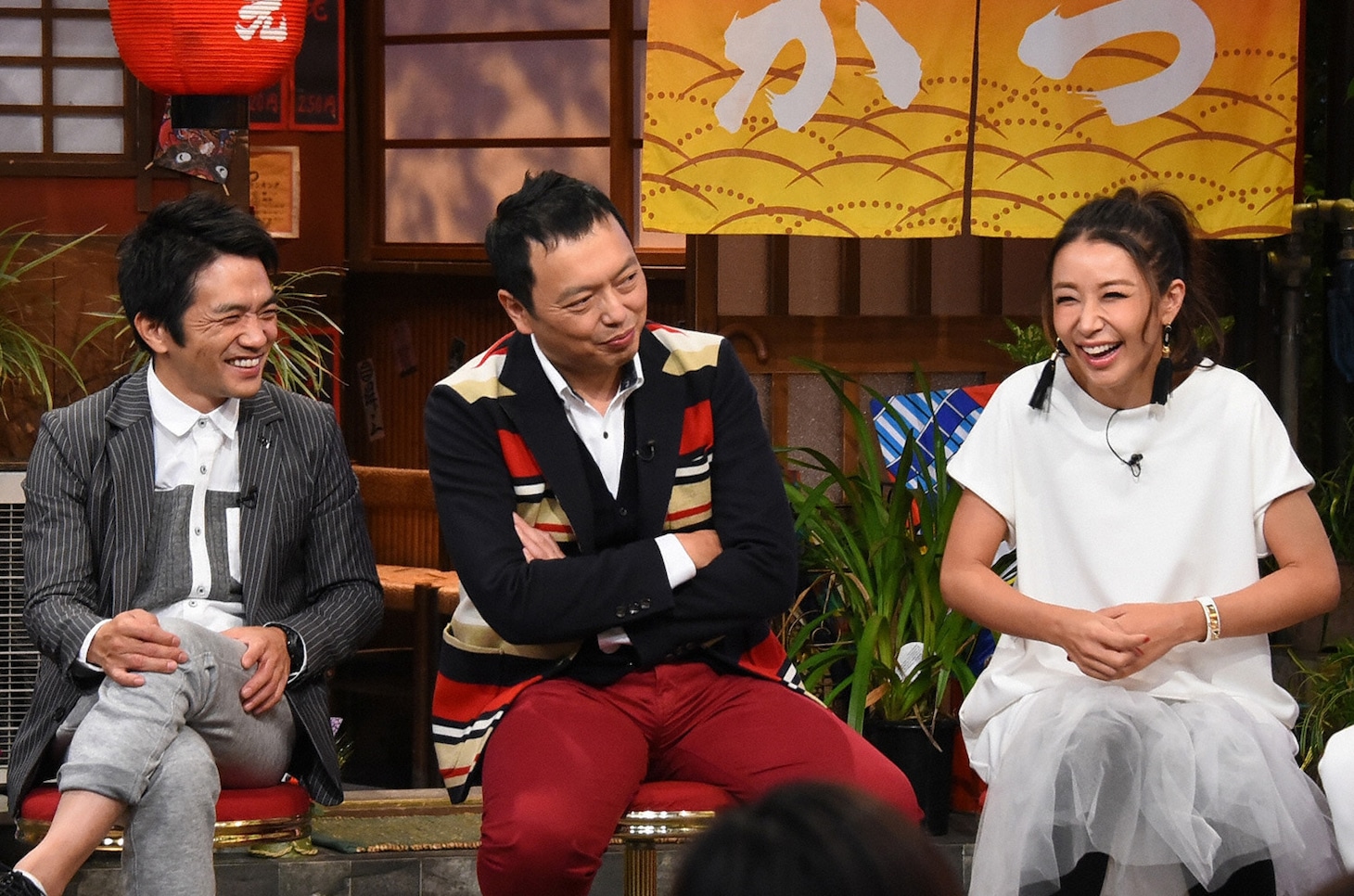 ゲストの中川家・剛、中川家・礼二、鈴木紗理奈（左から）。(c)関西テレビ