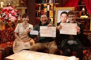 ロバート秋山（中央）、ロバート馬場（右）、久冨慶子アナ（左）。(c)テレビ朝日