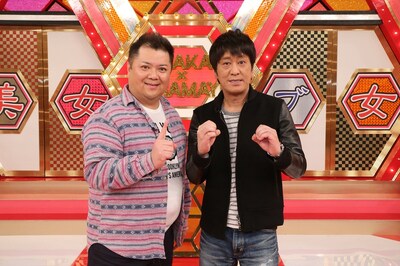 ブラックマヨネーズ小杉と吉田（左から）。(c)関西テレビ