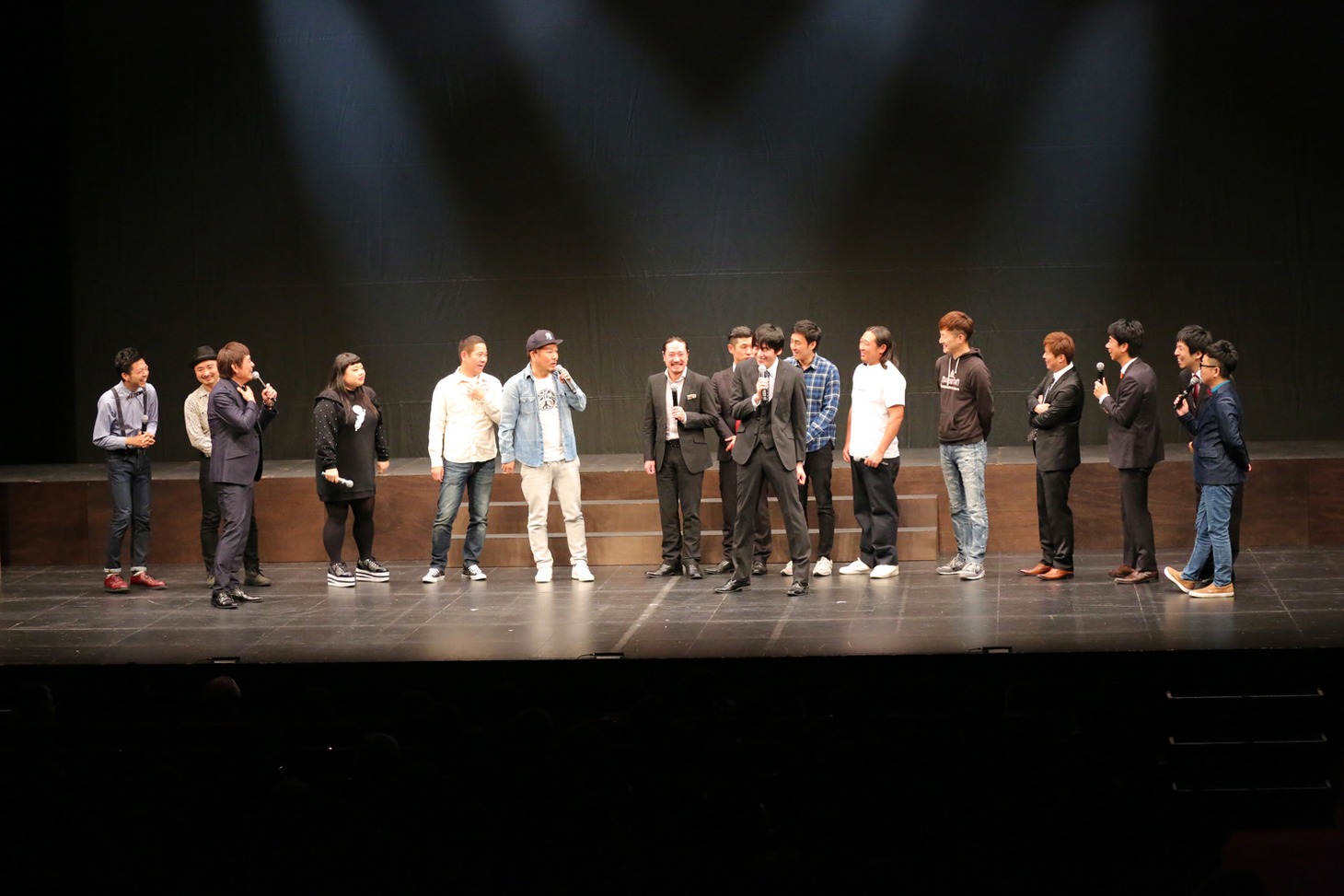 「博多華丸・大吉 25周年記念ライブ」の様子。