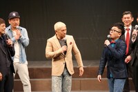 「博多華丸・大吉 25周年記念ライブ」の様子。