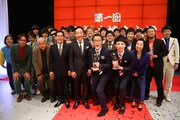 「第一回 上方漫才協会大賞」授賞式登壇者たち。