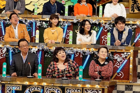 「秘密のケンミンSHOW」のスタジオゲストたち。(c)読売テレビ