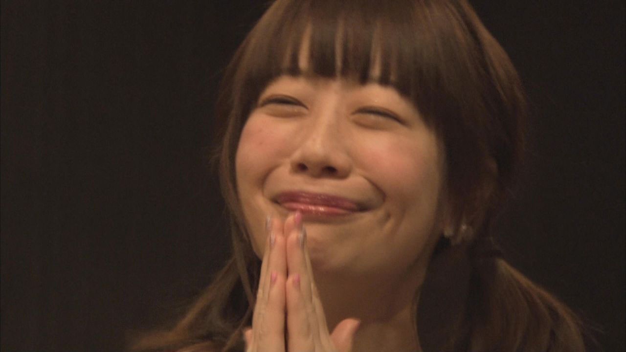 「女子会プロレス」に出演する梅小鉢・高田。(c)NHK