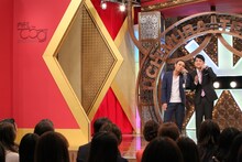 ネタを披露する千鳥。(c)日本テレビ