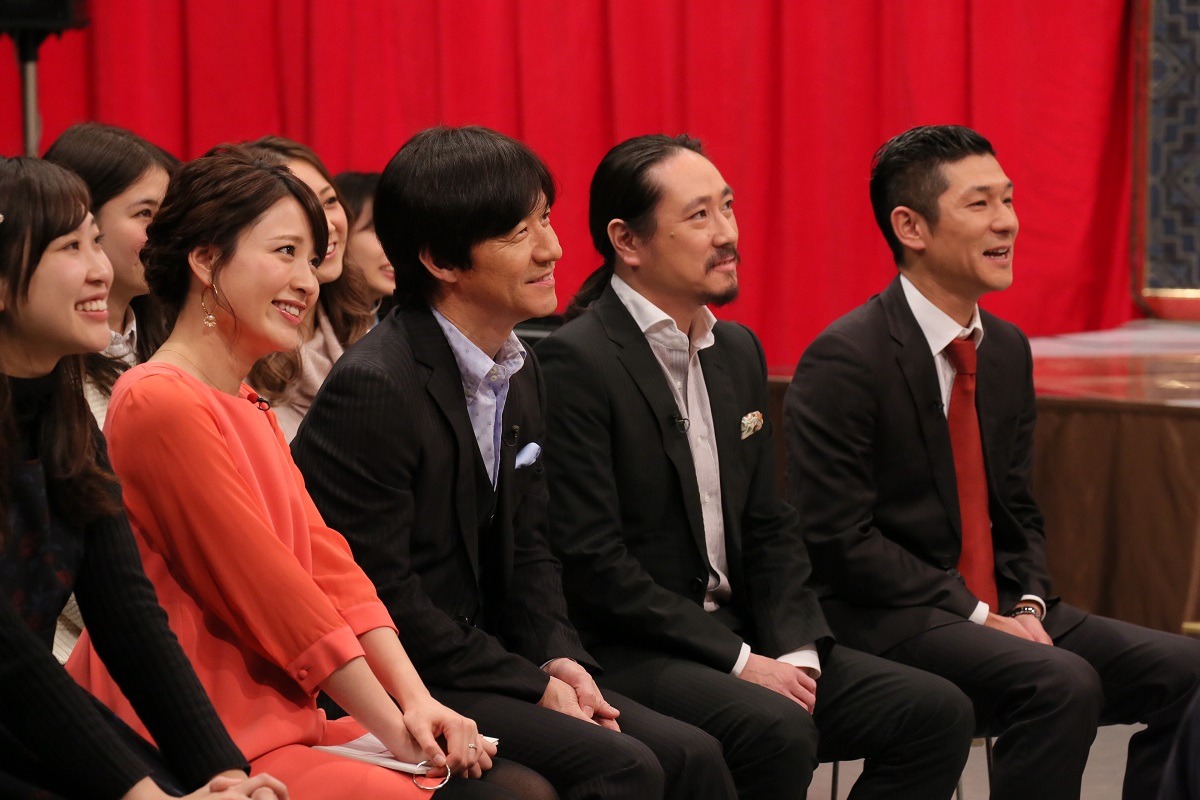 ネタを見守る内村光良ら。(c)日本テレビ