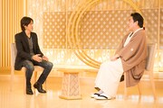 左から稲葉浩志(B'z)、立川談春。