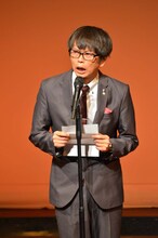 FKDZへの手紙を読む磁石・永沢。