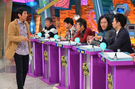 クイズコーナー「明石家クイズ!ゲット・ザ・いいね~!」の様子。(c)MBS