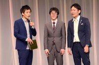 「バラエティ極限チャレンジ」のMCを務めたとろサーモン村田（左端）。