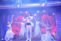 取材陣向けに行われたスペシャルショーの様子。