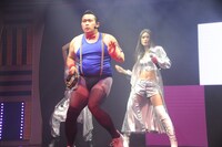 取材陣向けに行われたスペシャルショーの様子。