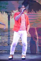 取材陣向けに行われたスペシャルショーの様子。