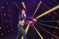 取材陣向けに行われたスペシャルショーの様子。