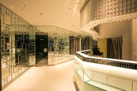 「CROKET MIMIC TOKYO」のエントランス。