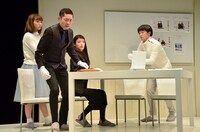 記者発表会で実演された舞台「カサネ」のワンシーン。