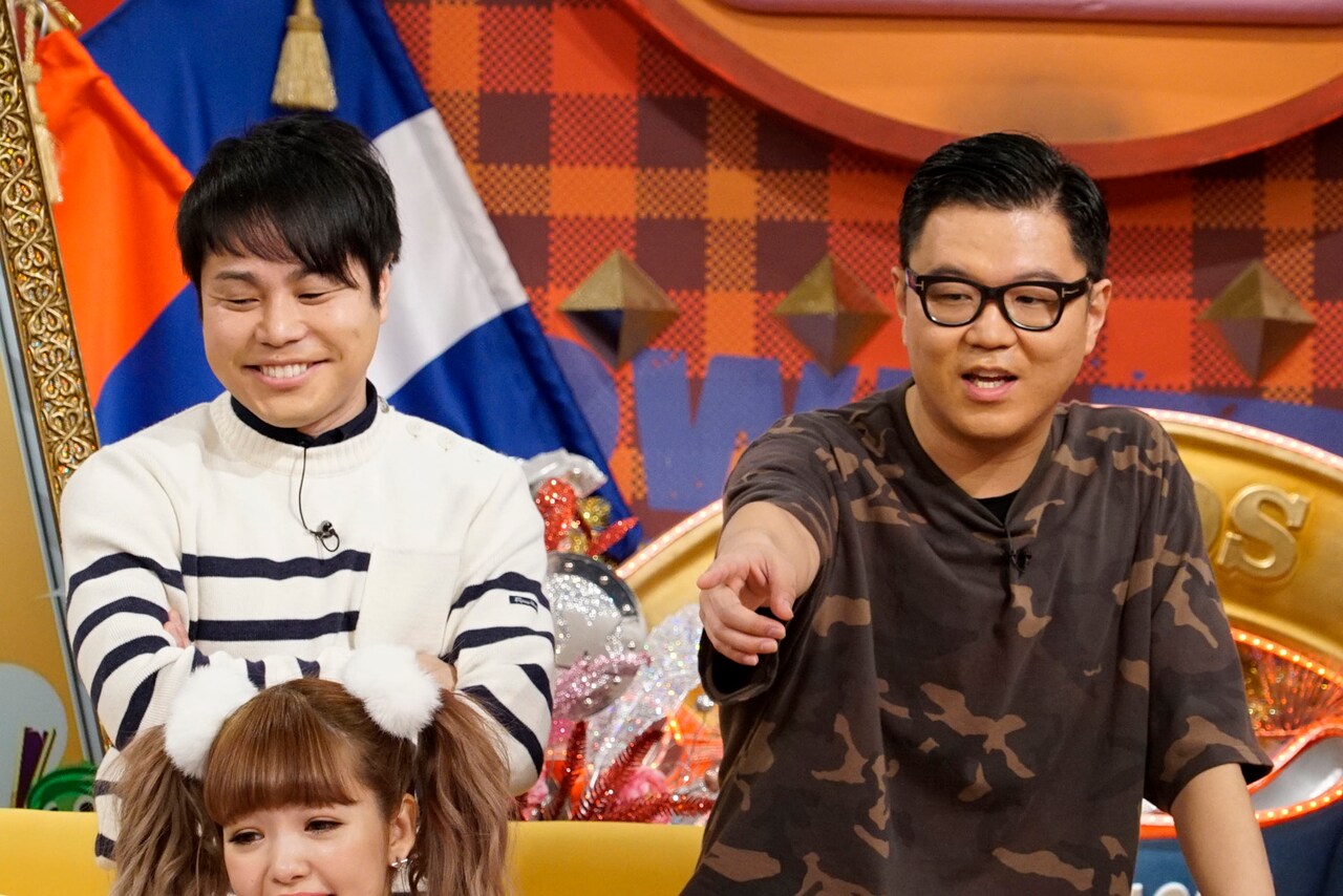 「ダウンタウンDX」に出演するNON STYLE井上、シソンヌ長谷川（左から）。(c)読売テレビ