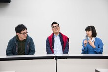 シソンヌと石野理子（アイドルネッサンス）。