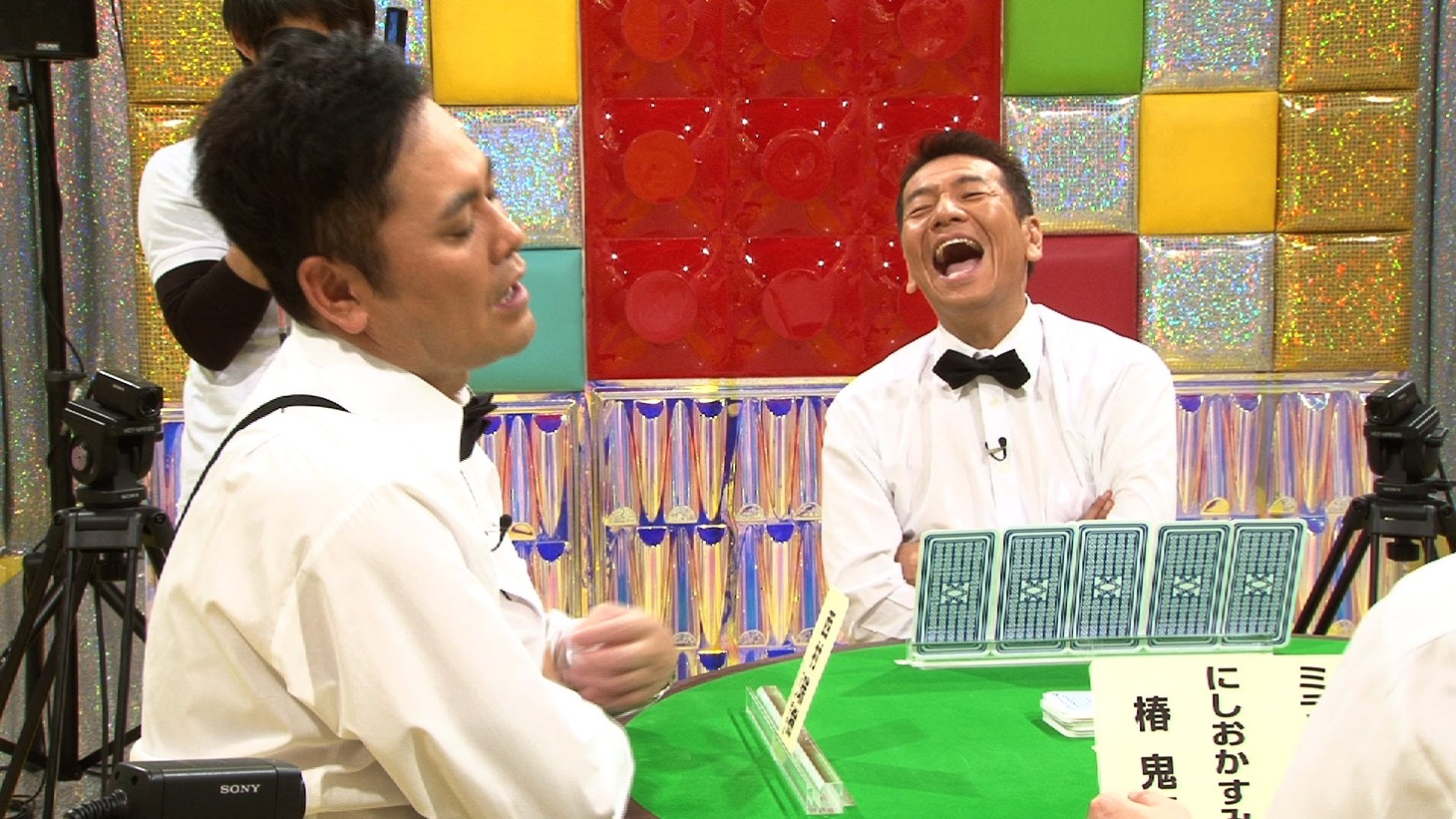 「芸人年齢ハイ＆ロー」の一場面。(c)テレビ朝日