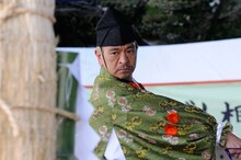 タウンワークのCM「相撲の行司」編に出演する松本人志。