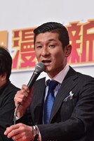 審査員の笑い飯・哲夫。(c)読売テレビ