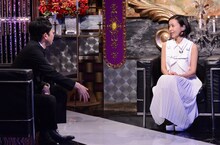 「有吉反省会」反省人の吉田真由子（右）とMCの有吉弘行（左）。(c)日本テレビ