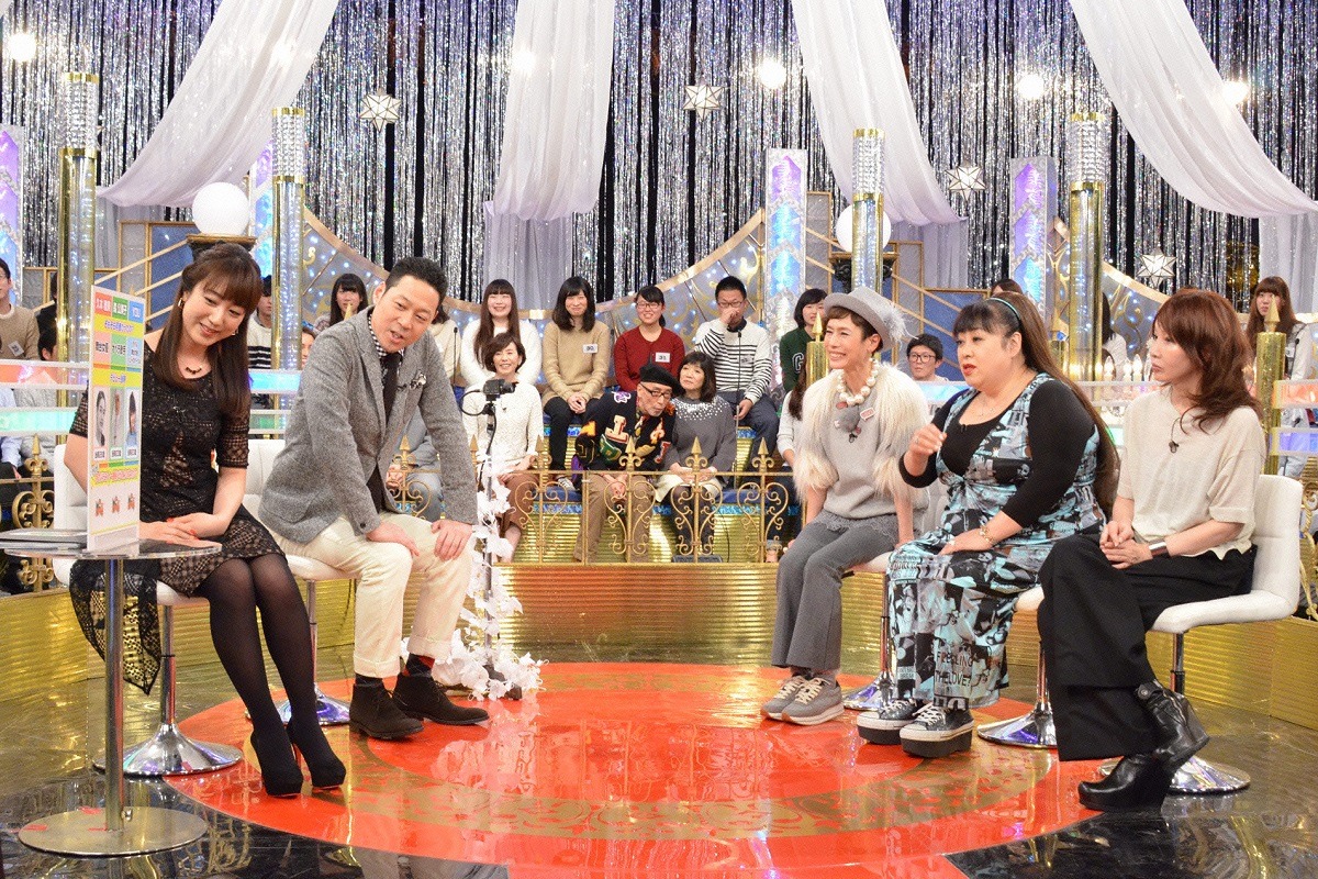 「1周回って知らない話」のワンシーン。(c)日本テレビ