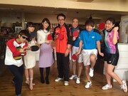 「開幕直前！世界卓球応援するぞ芸人大集合SP」に出演する（左から）バイク川崎バイク、梅田彩佳、秋元玲奈（テレビ東京アナウンサー）、福澤朗、コロコロチキチキペッパーズ、横澤夏子。