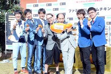 左から佐久間一行、ジャルジャル、トレンディエンジェル、銀シャリ。